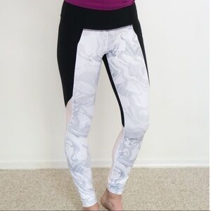 𝅺athleta Salutation 7/8 Tight In Powervita size S